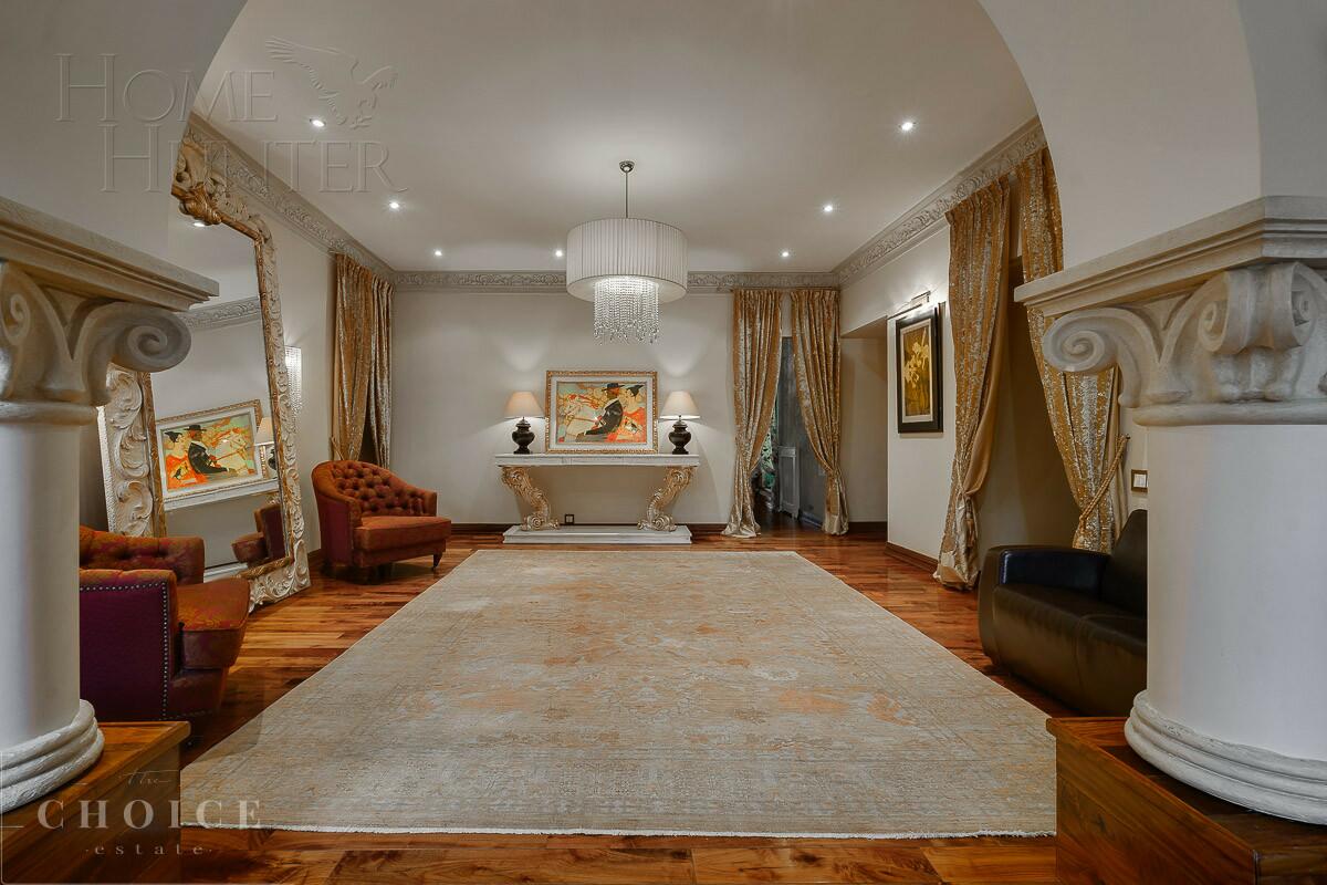 2-этажный коттедж 726 м² с отделкой