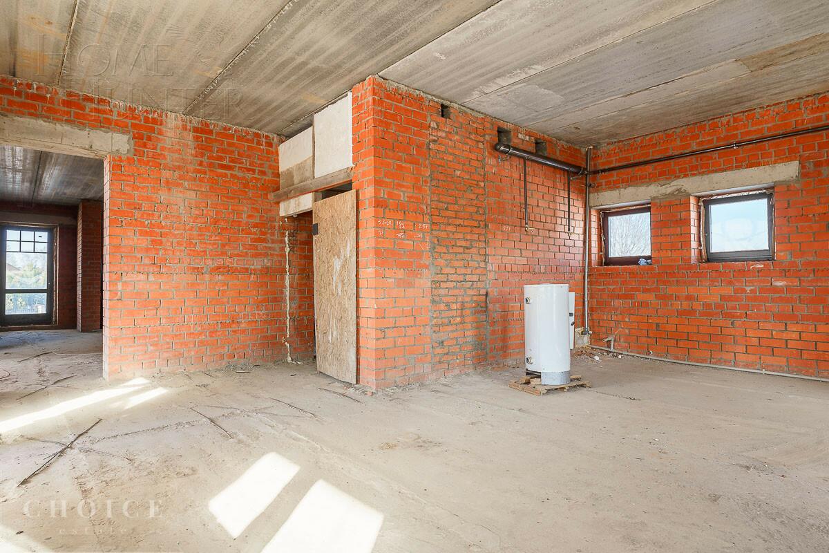 2-этажный коттедж 550 м² без отделки