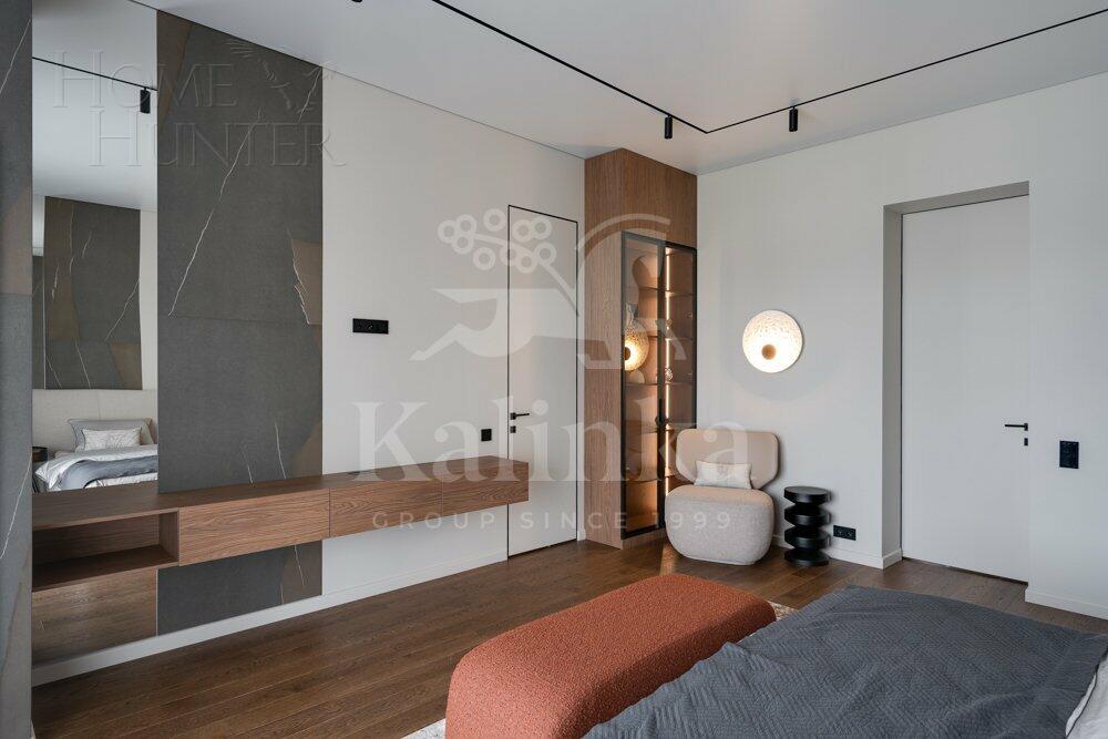 2-этажный коттедж 320 м² с отделкой