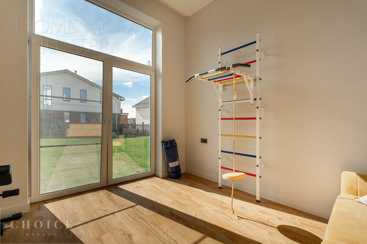 2-этажный коттедж 260 м² с отделкой