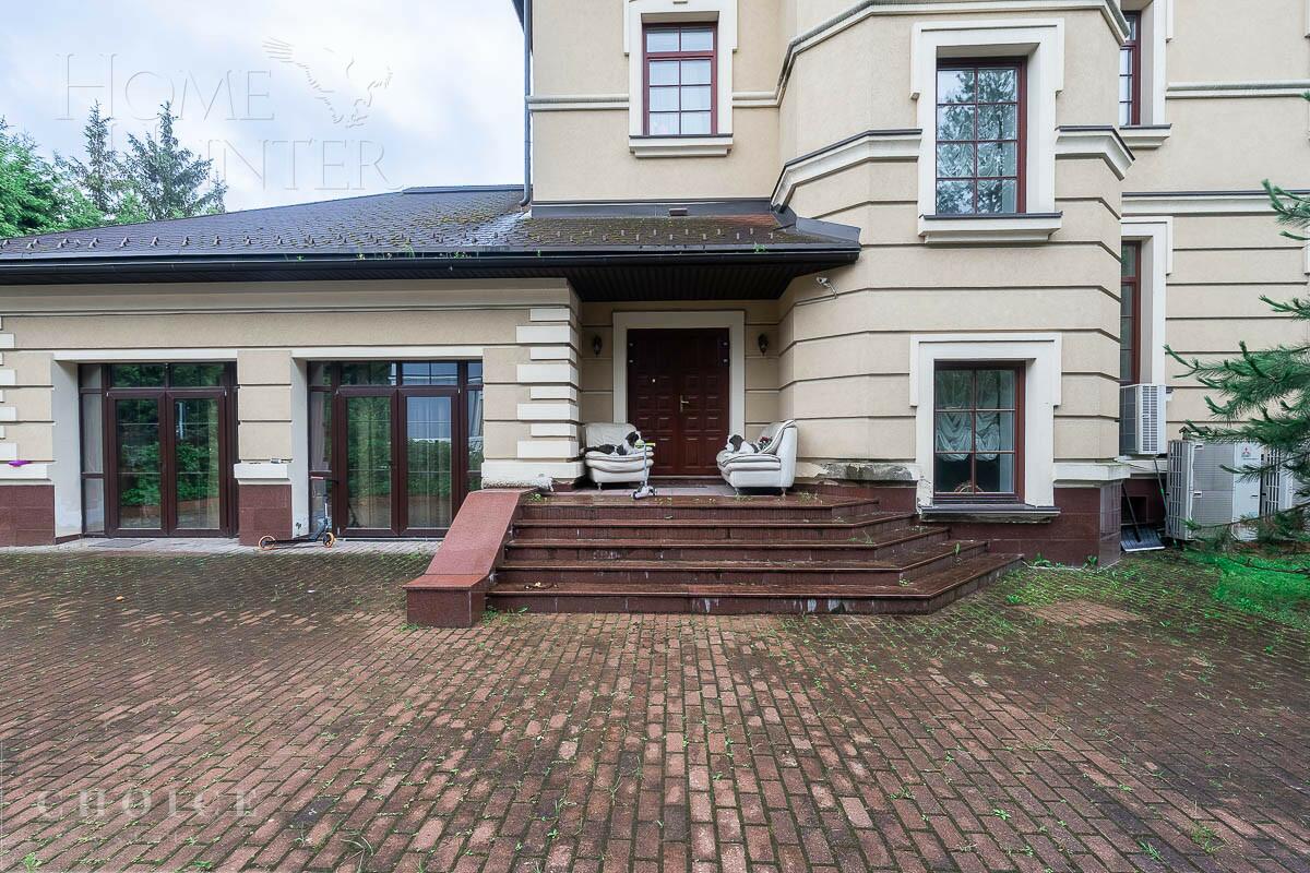 2-этажный коттедж 621.4 м² с отделкой