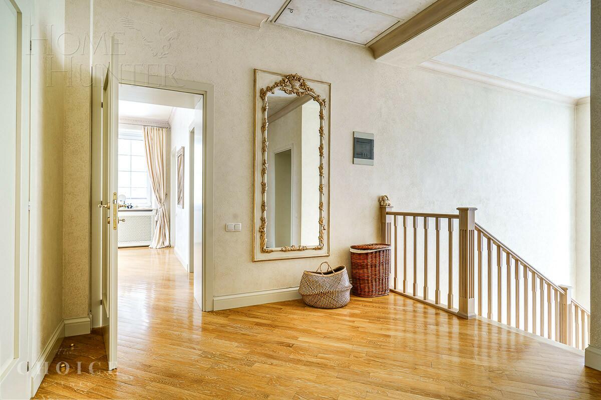 2-этажный коттедж 400 м² с отделкой