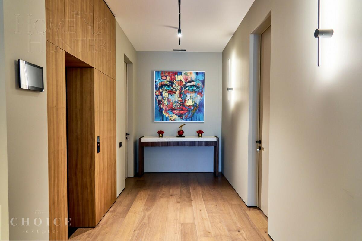 2-этажный коттедж 900 м² без отделки