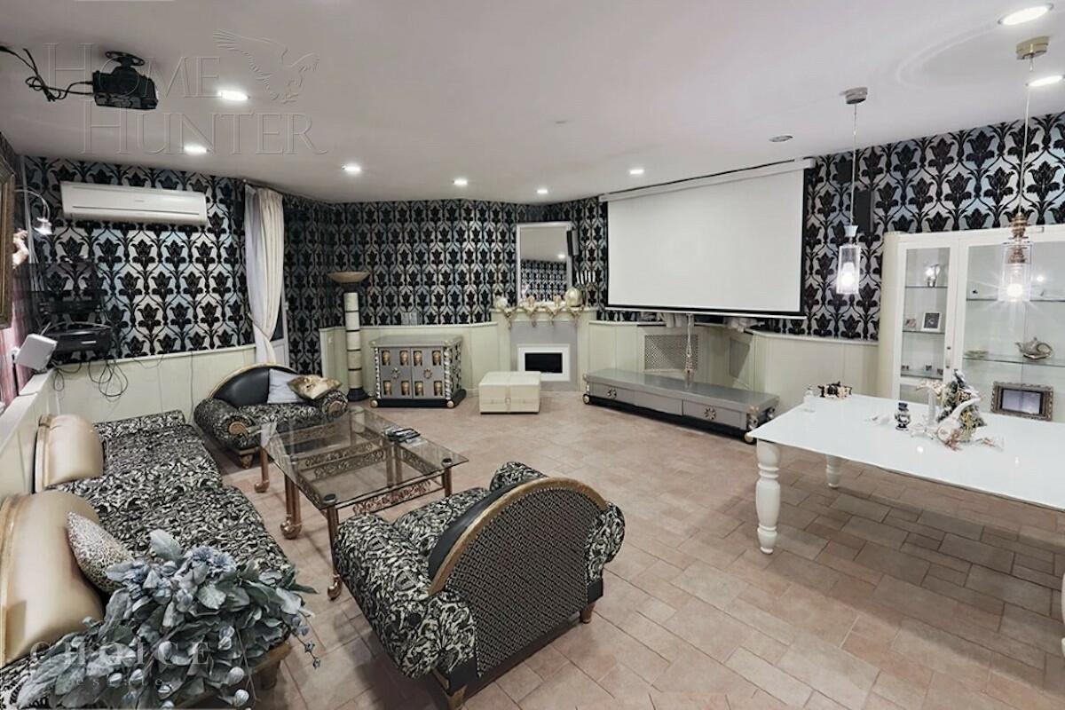 2-этажный коттедж 1 140 м² с отделкой