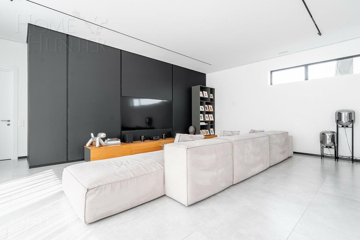 1-этажный коттедж 310 м² с отделкой