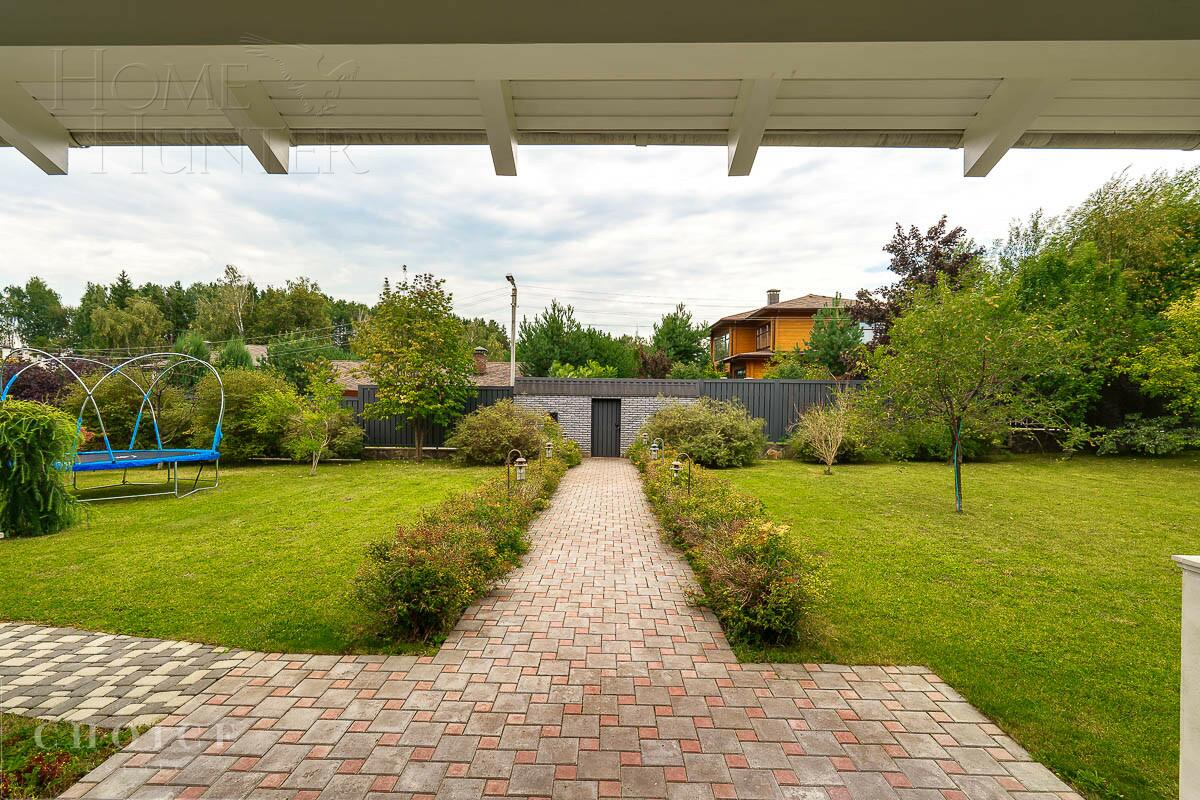 2-этажный коттедж 1 150 м² с отделкой