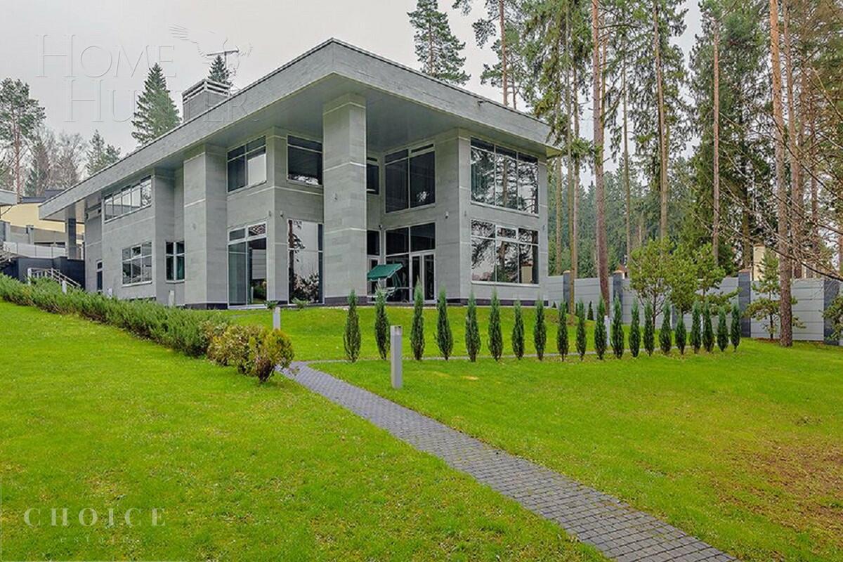 2-этажный коттедж 1 230 м² с отделкой