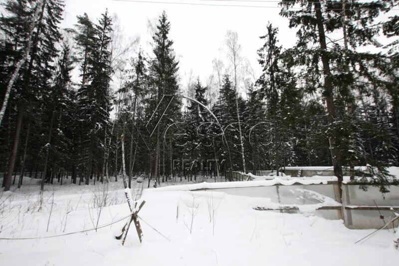 Участок 49.8 сот. в охраняемом поселке