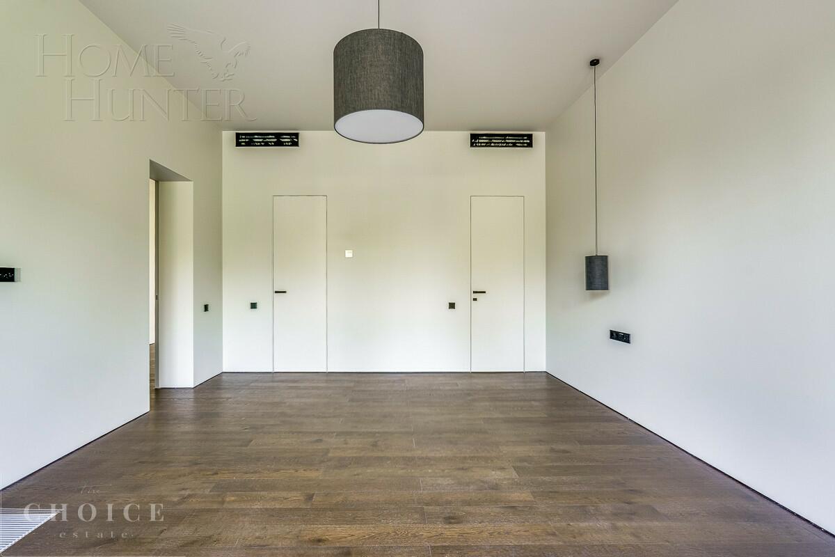 2-этажный коттедж 500 м² с отделкой