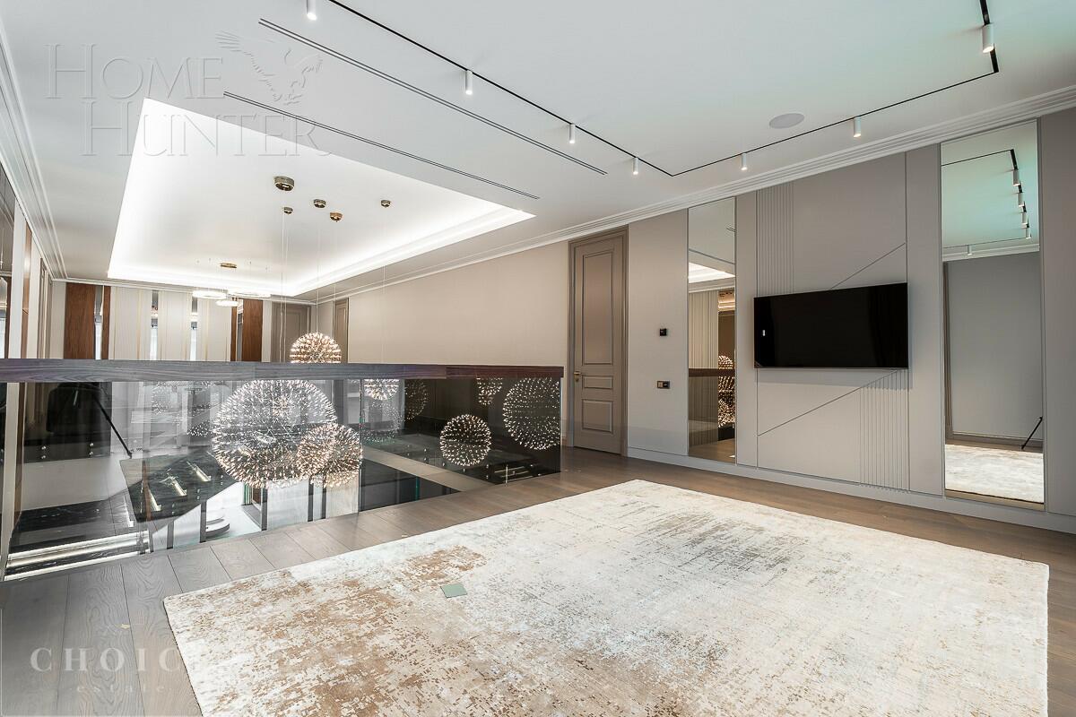 2-этажный коттедж 1 350 м² с отделкой