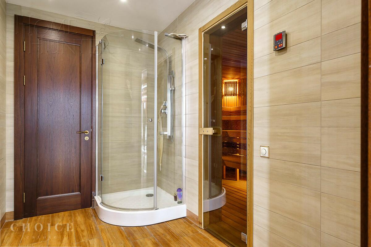 2-этажный коттедж 550 м² с отделкой