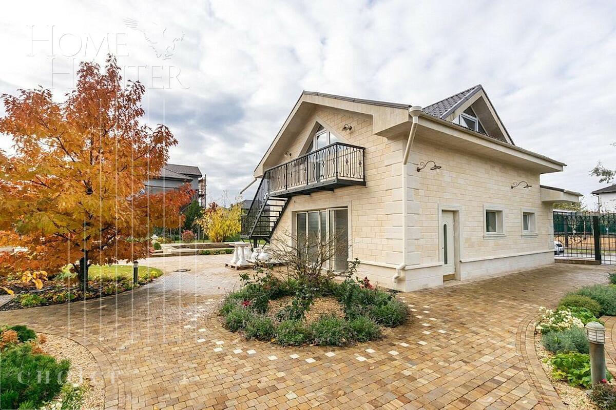 2-этажный коттедж 737 м² с отделкой