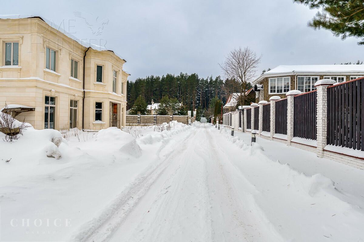 2-этажный коттедж 655 м² без отделки