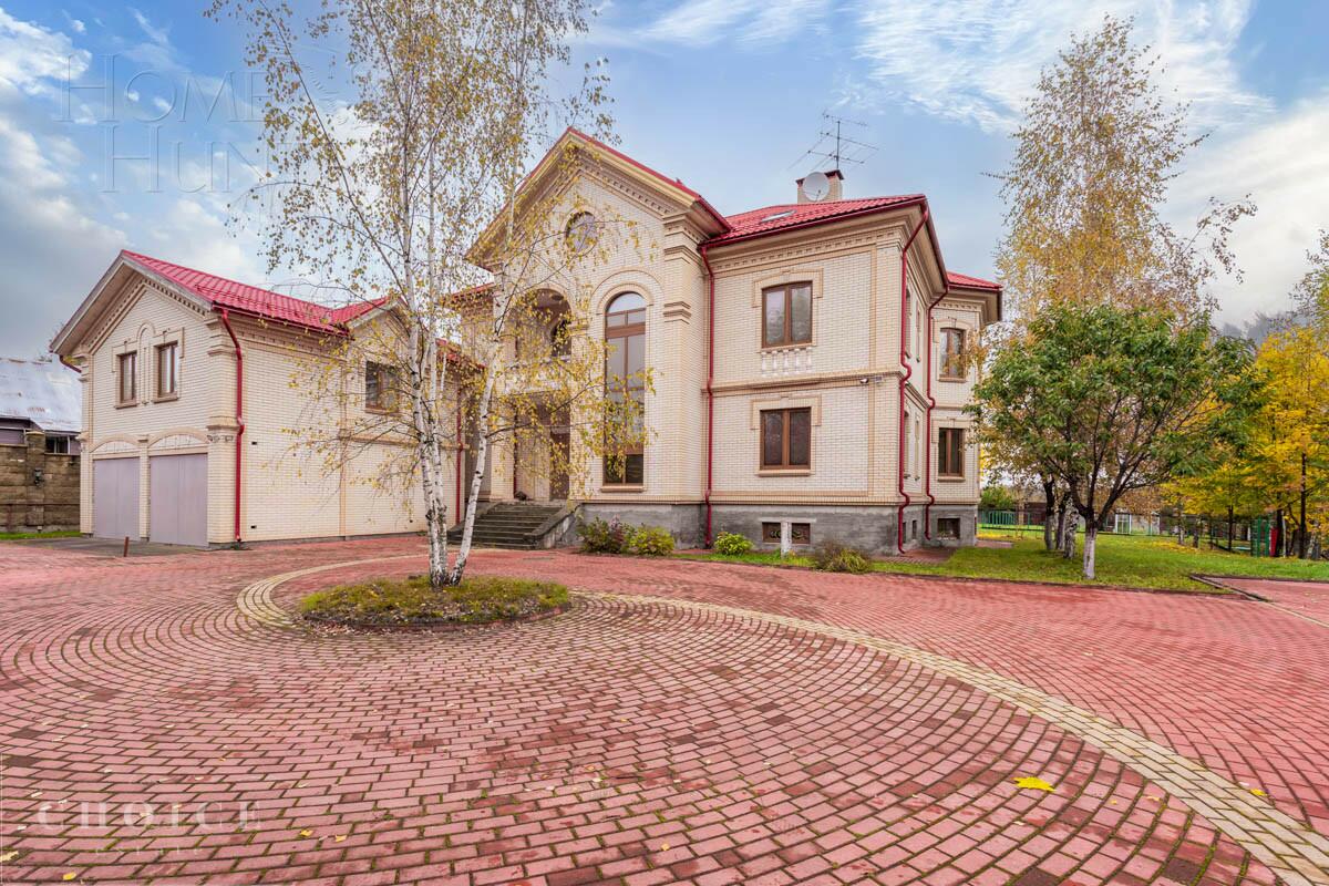 2-этажный коттедж 750 м² с отделкой