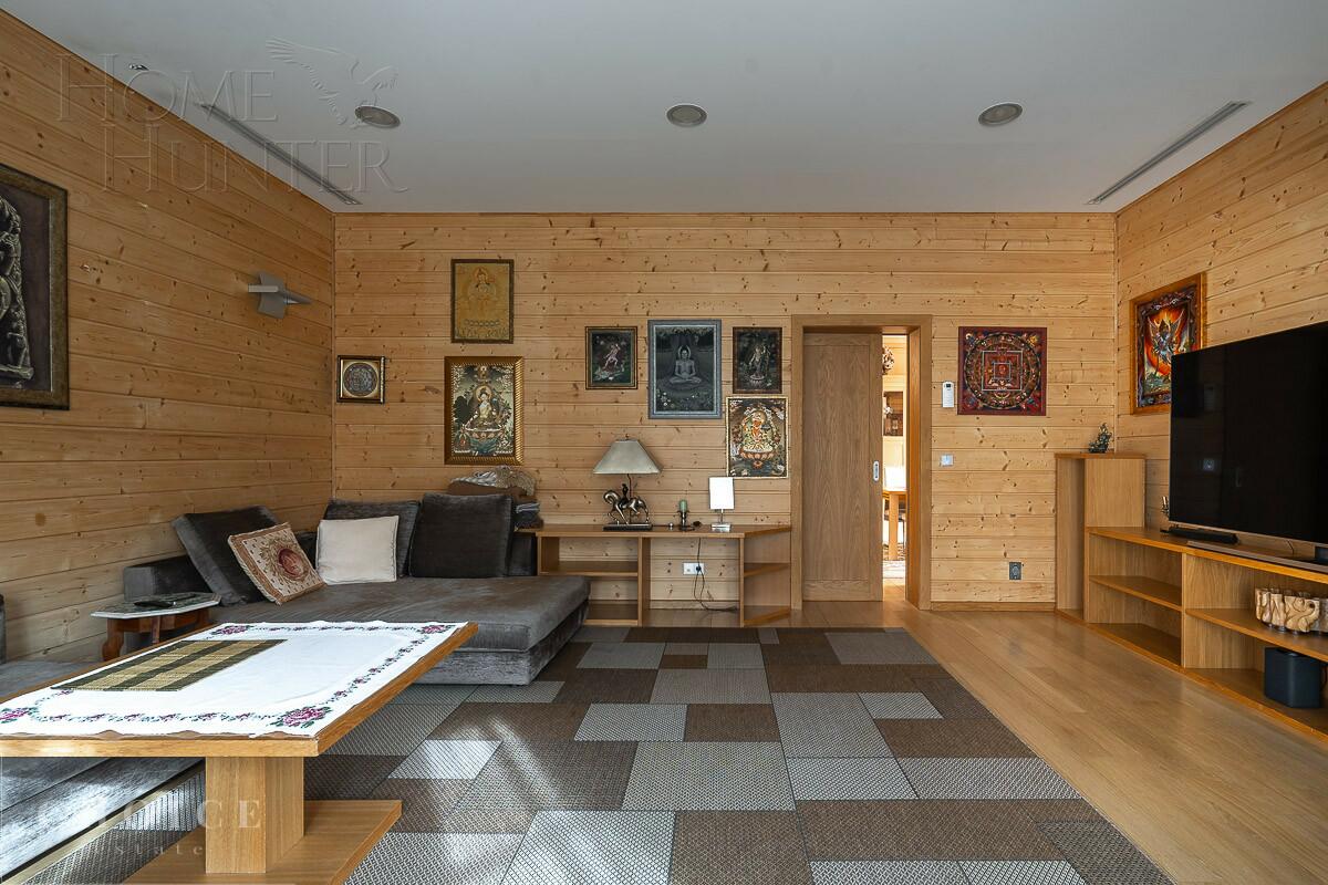 2-этажный коттедж 1 300 м² с отделкой