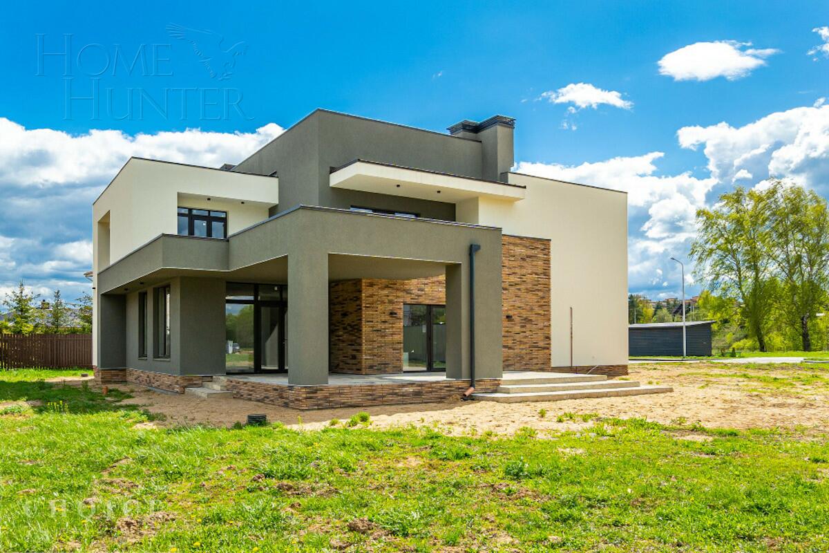 2-этажный коттедж 550 м² без отделки