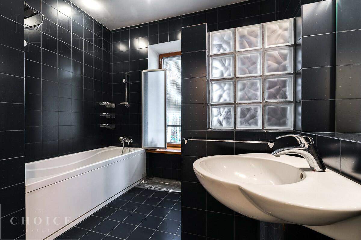 2-этажный коттедж 600 м² с отделкой