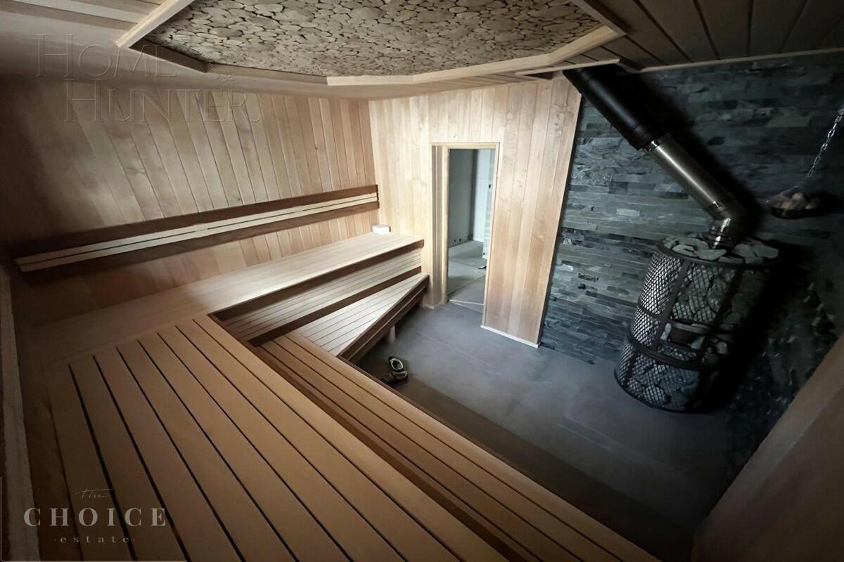 2-этажный коттедж 900 м² без отделки