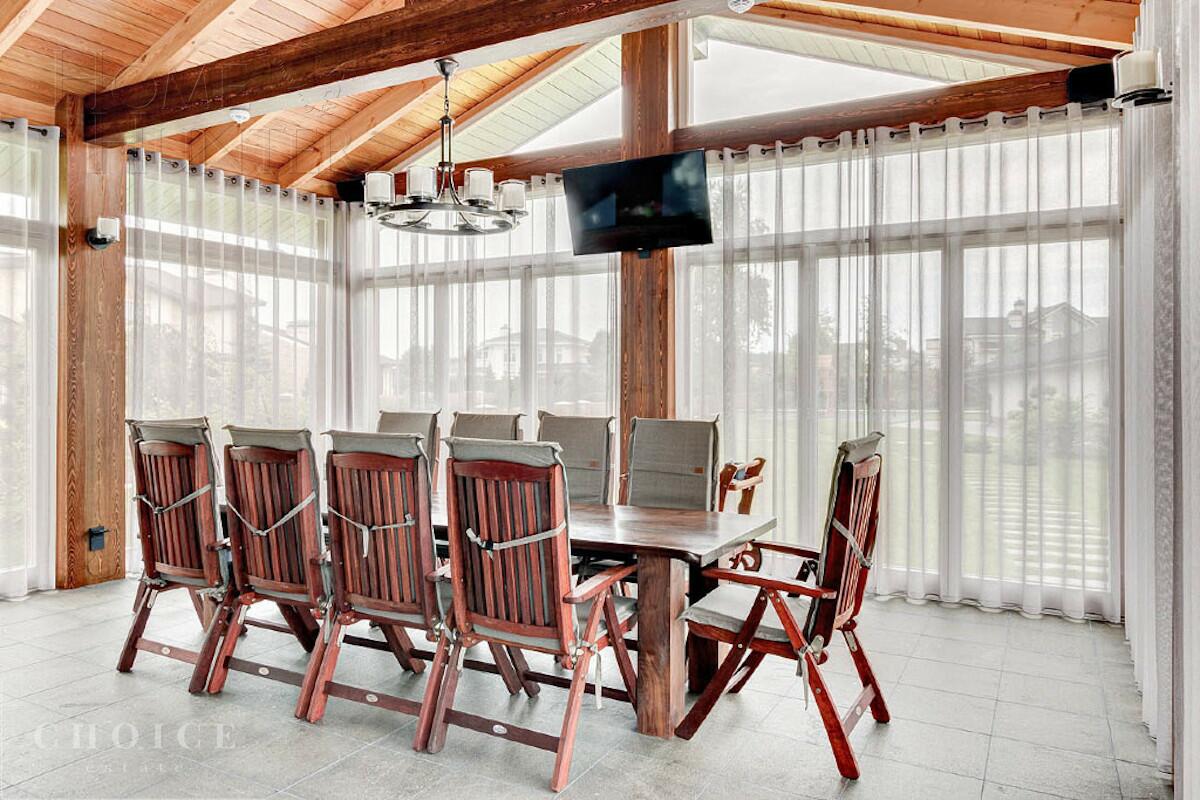 2-этажный коттедж 1 700 м² без отделки