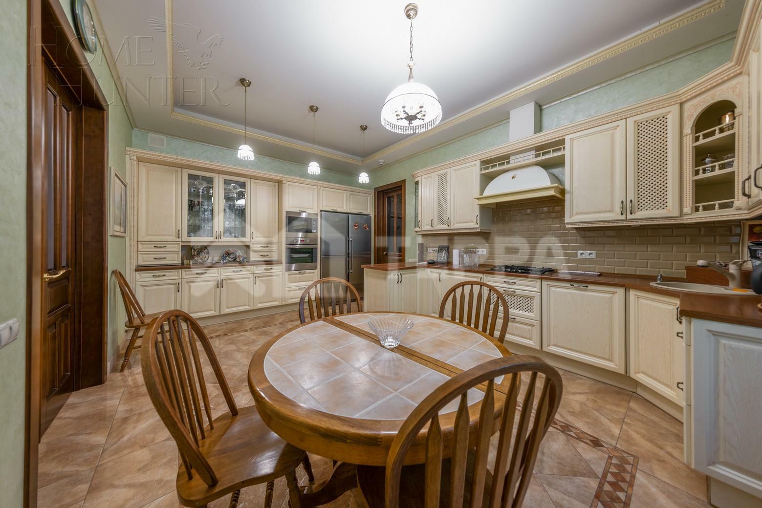 2-этажный коттедж 471 м² с отделкой