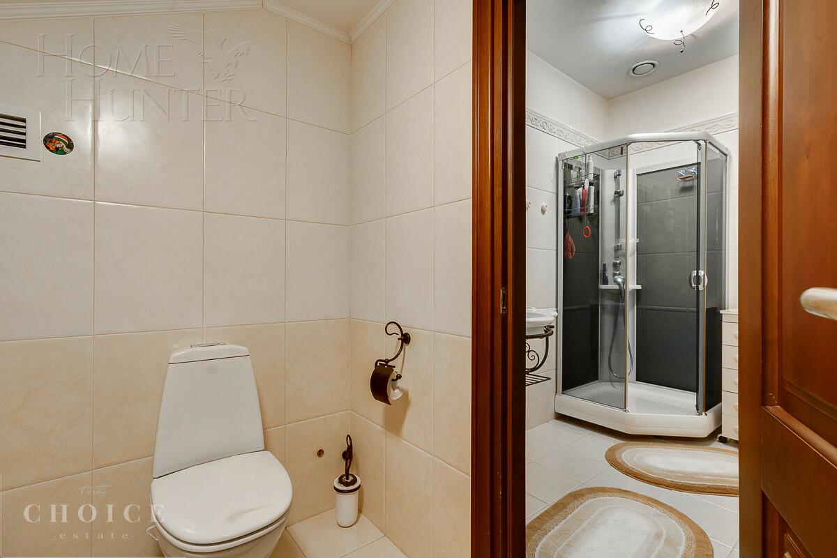 2-этажный коттедж 1 460 м² с отделкой