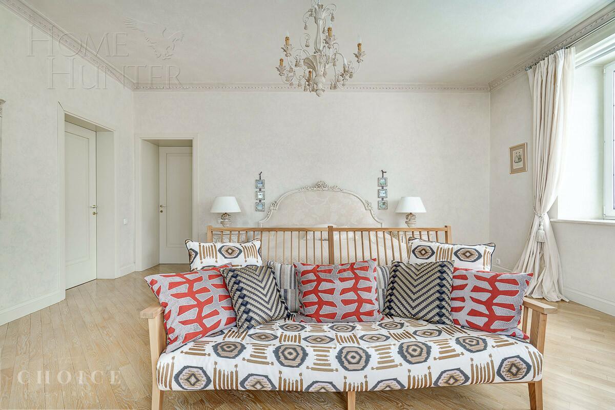 2-этажный коттедж 400 м² с отделкой