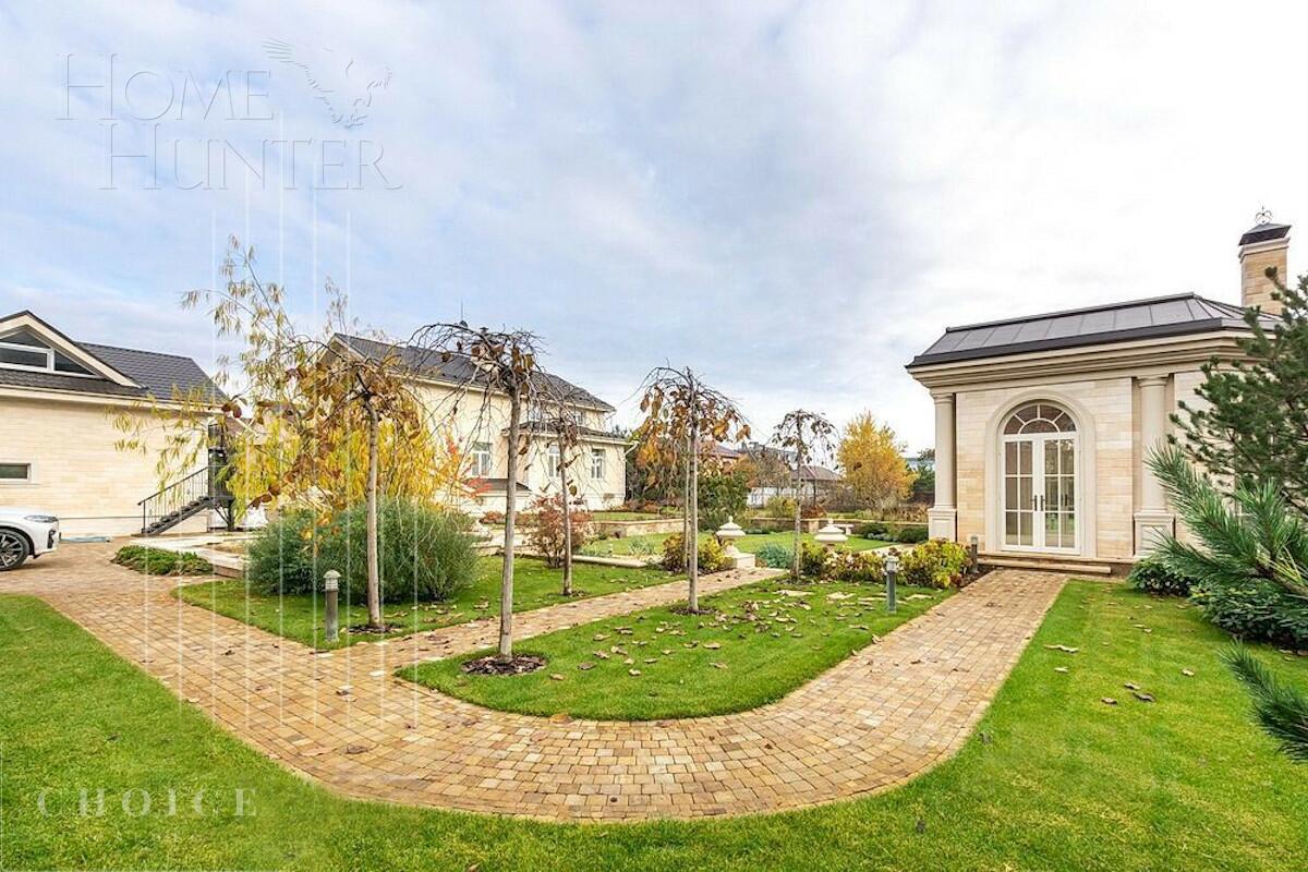 2-этажный коттедж 737 м² с отделкой