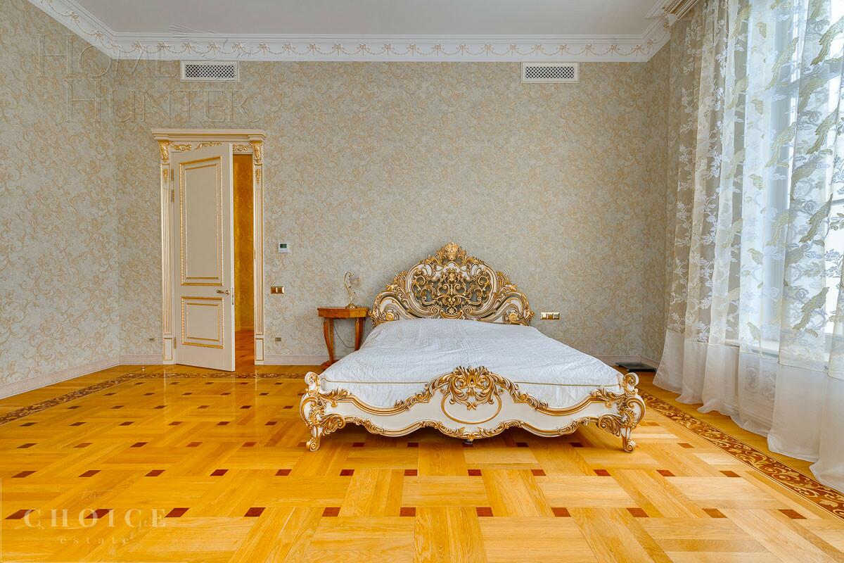 2-этажный коттедж 3 000 м² с отделкой