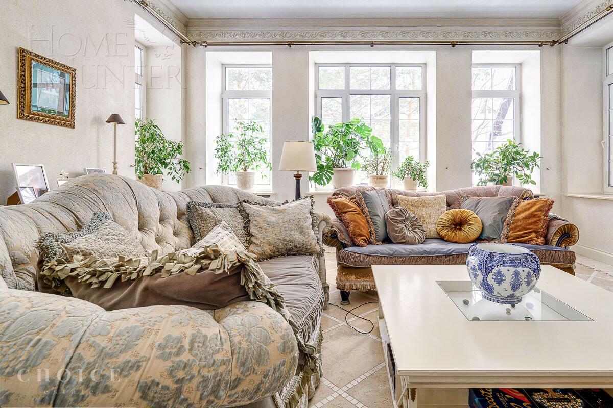 2-этажный коттедж 400 м² с отделкой