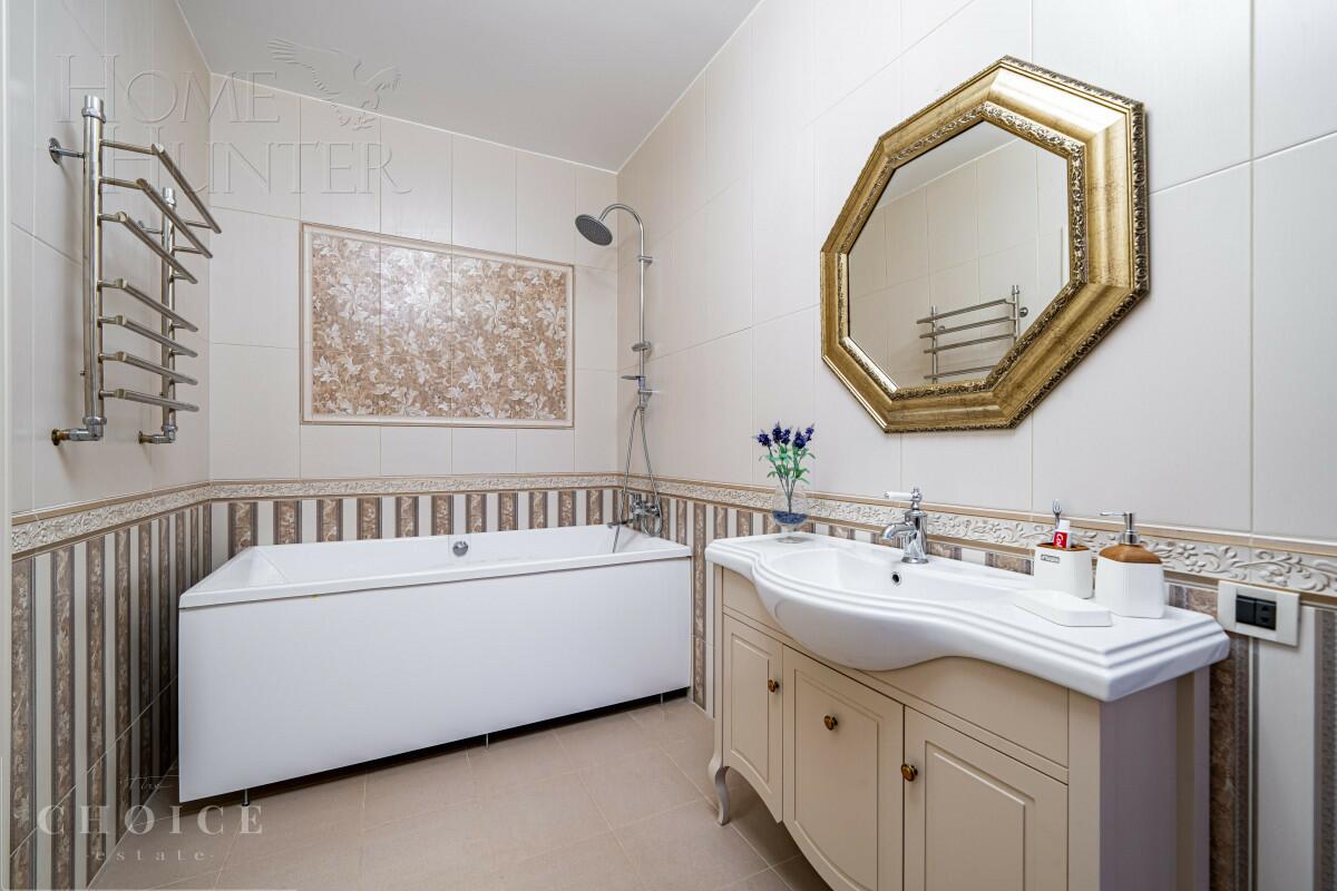 2-этажный коттедж 1 065 м² с отделкой