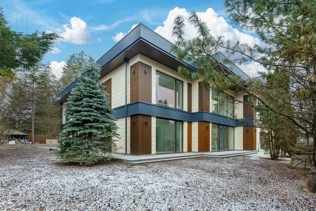 2-этажный коттедж 1 596 м² без отделки