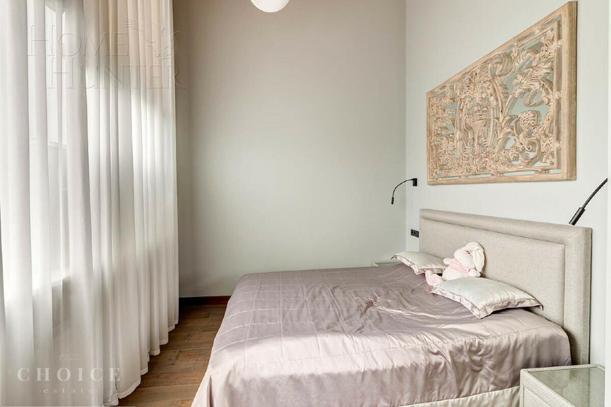 2-этажный коттедж 1 700 м² без отделки