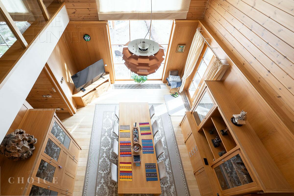 2-этажный коттедж 1 300 м² с отделкой