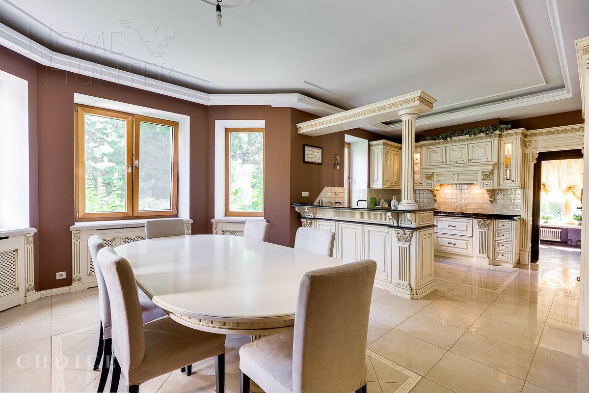 2-этажный коттедж 800 м² с отделкой