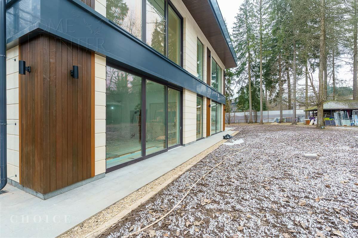 2-этажный коттедж 1 596 м² без отделки