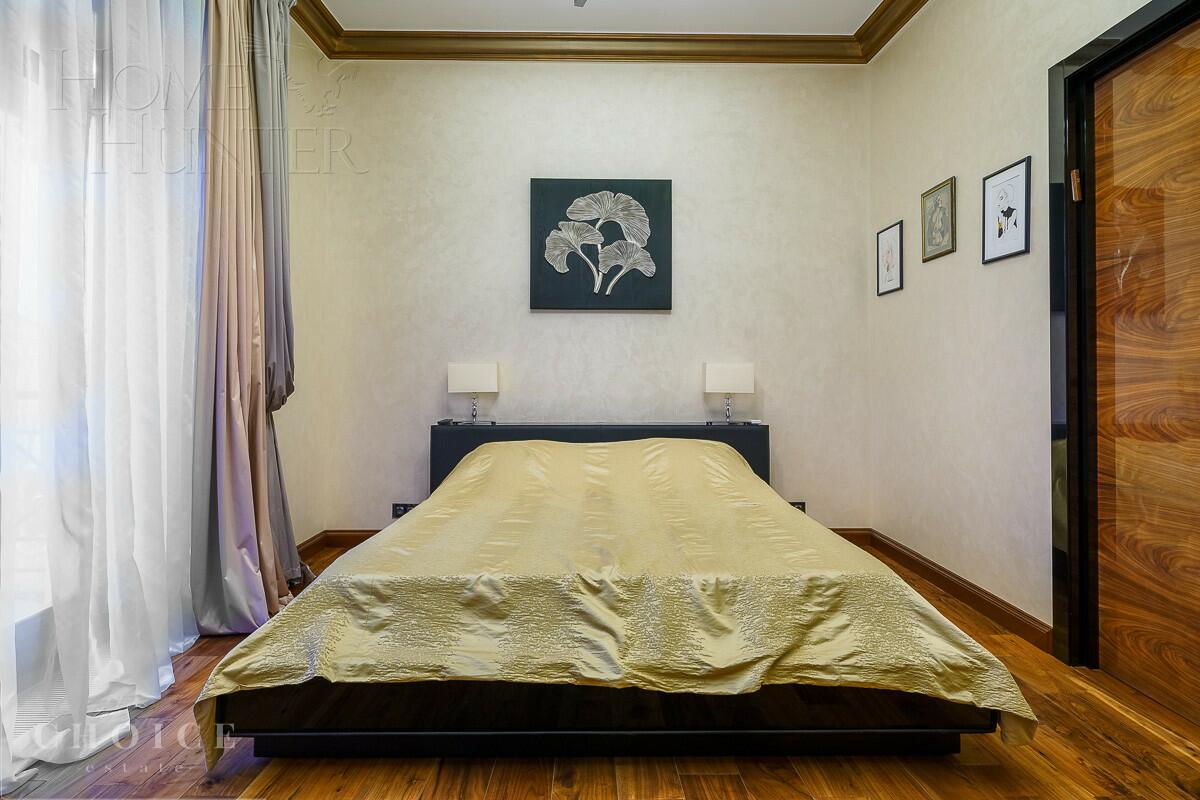 2-этажный коттедж 1 250 м² с отделкой