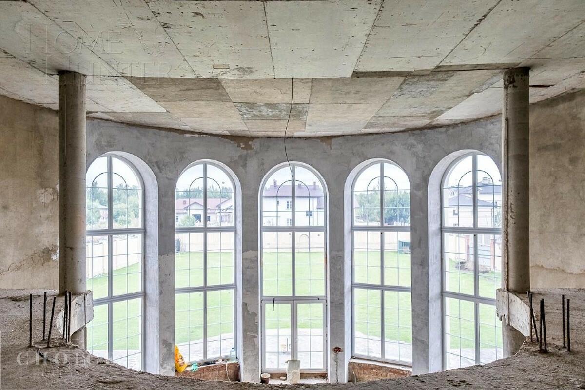 2-этажный коттедж 2 200 м² без отделки