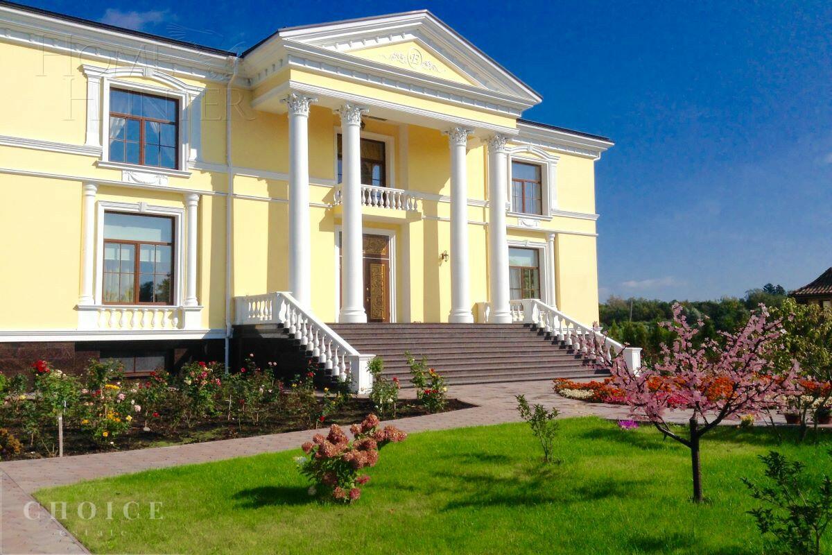 2-этажный коттедж 3 000 м² с отделкой