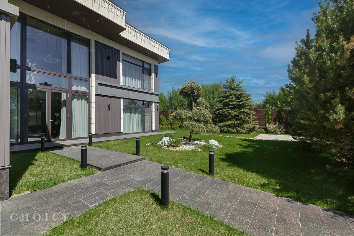 2-этажный коттедж 1 145 м² с отделкой