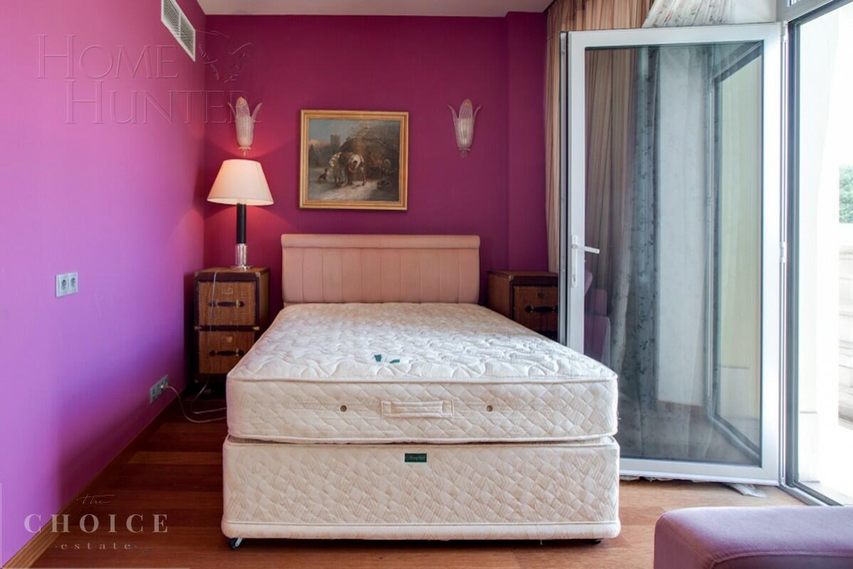 2-этажный коттедж 2 100 м² с отделкой