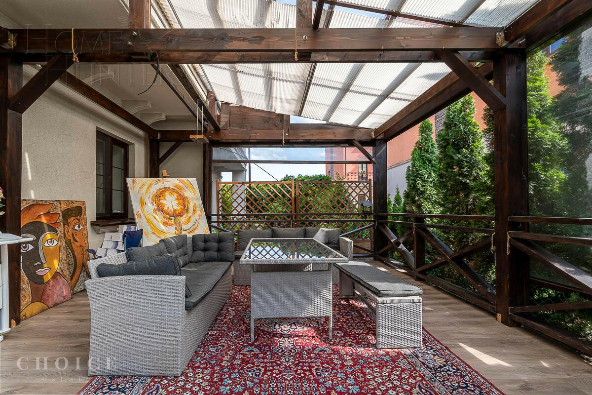 3-этажный таунхаус 230 м² с отделкой