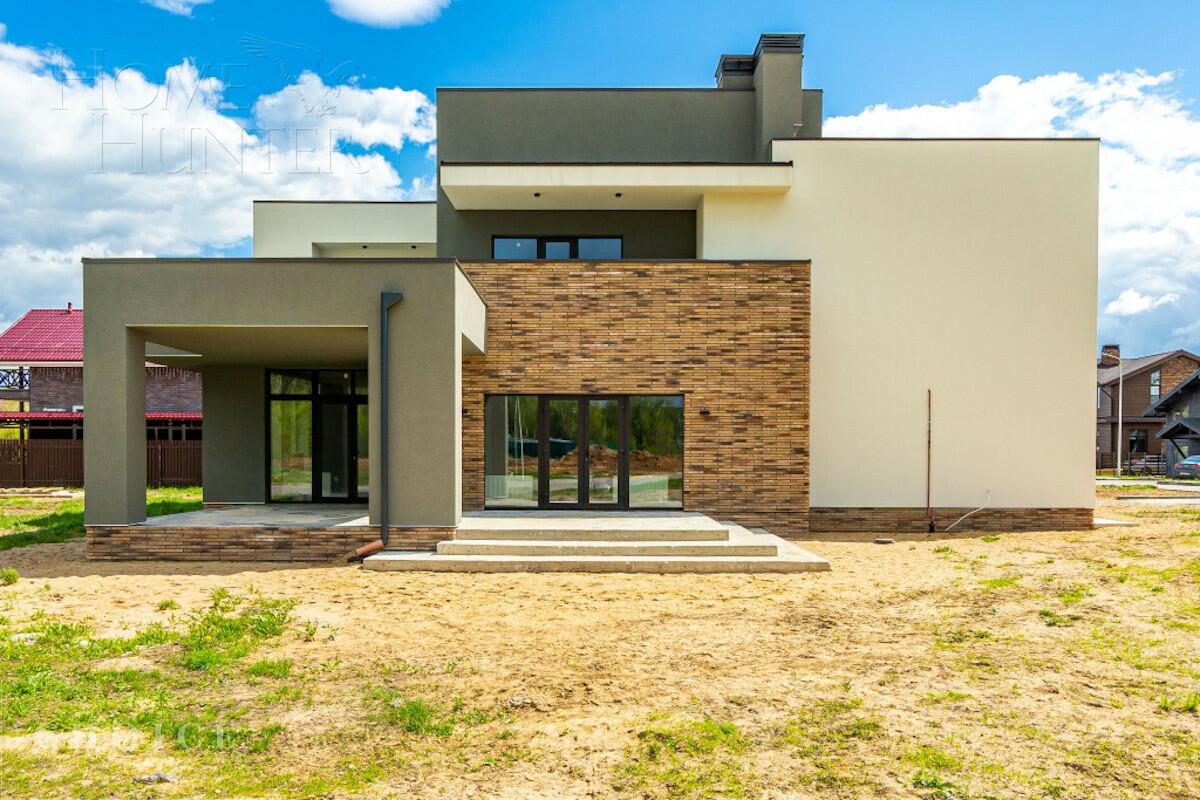 2-этажный коттедж 550 м² без отделки