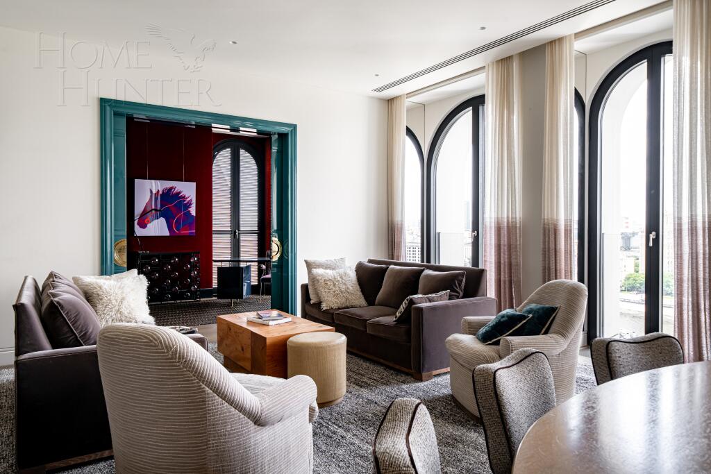 6-КОМН. КВАРТИРА С ОТДЕЛКОЙ 226 М² НА 10 ЭТАЖЕ