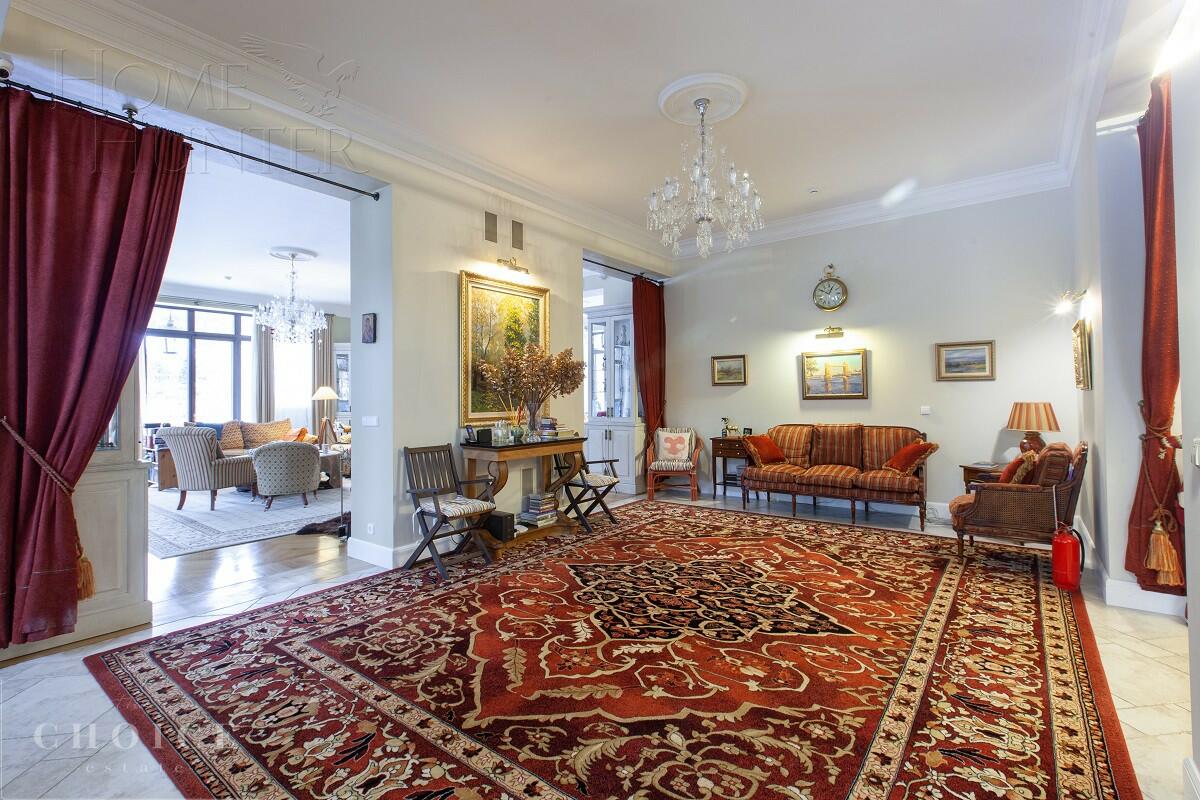 2-этажный коттедж 972.8 м² с отделкой