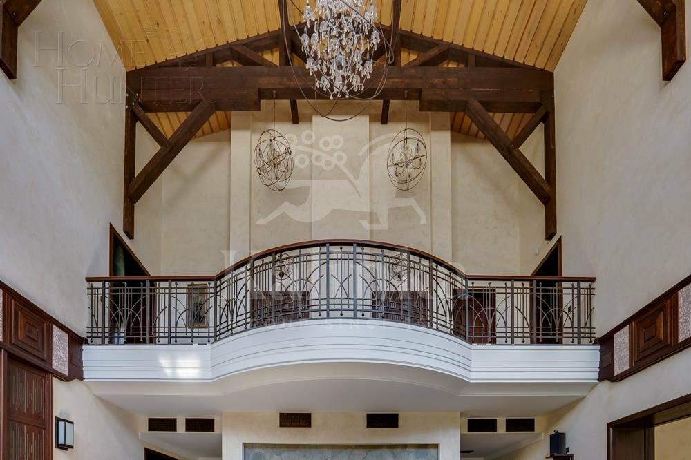 2-этажный коттедж 1 800 м² с отделкой