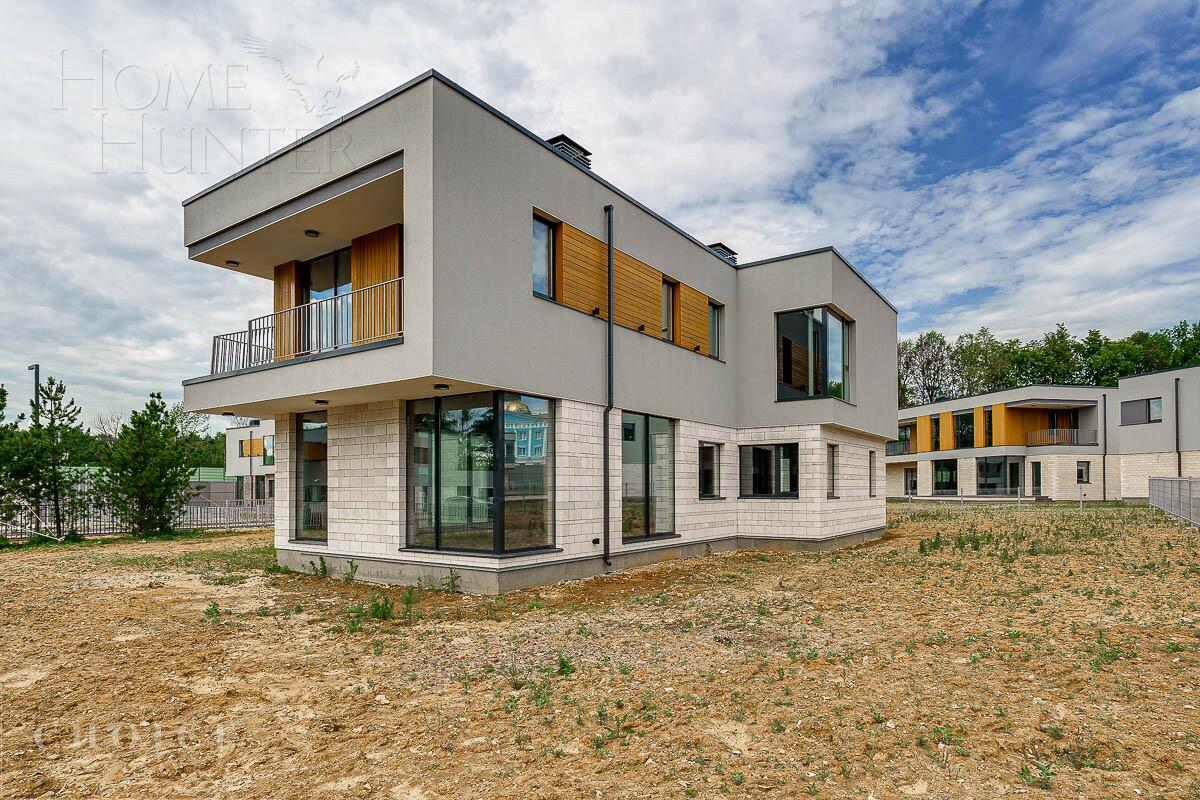 2-этажный коттедж 319.7 м² без отделки