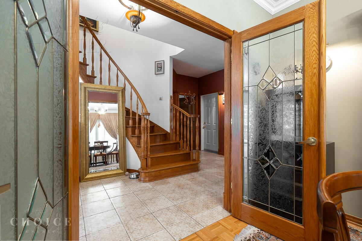 2-этажный коттедж 512.5 м² с отделкой