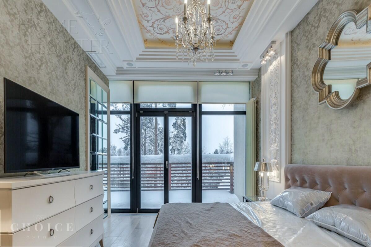 3-этажный таунхаус 340 м² с отделкой