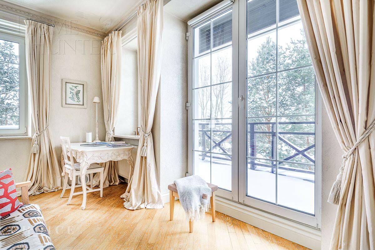 2-этажный коттедж 400 м² с отделкой