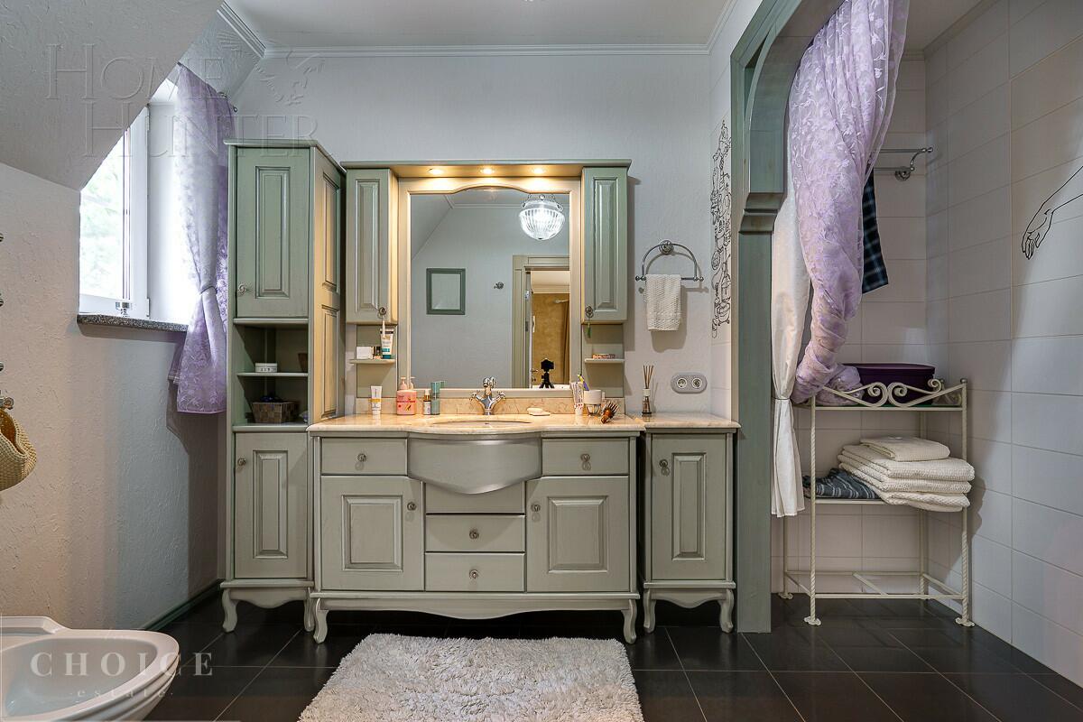 2-этажный коттедж 1 150 м² с отделкой